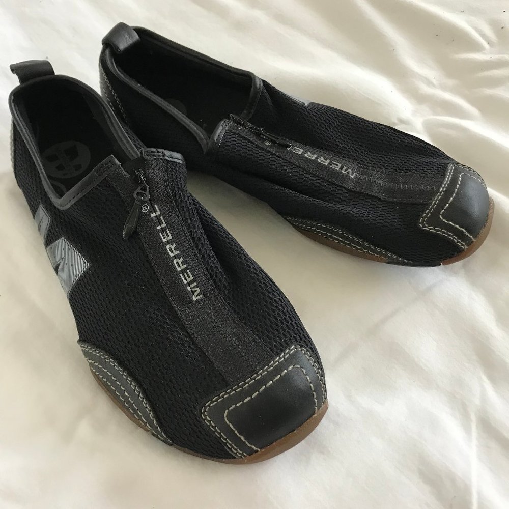 Merrells Black Barrado Sz 8.5